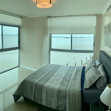 Apartamento Vista Al Rio Puerto Santana Riverfront 1 Guayaquil Exteriér fotografie