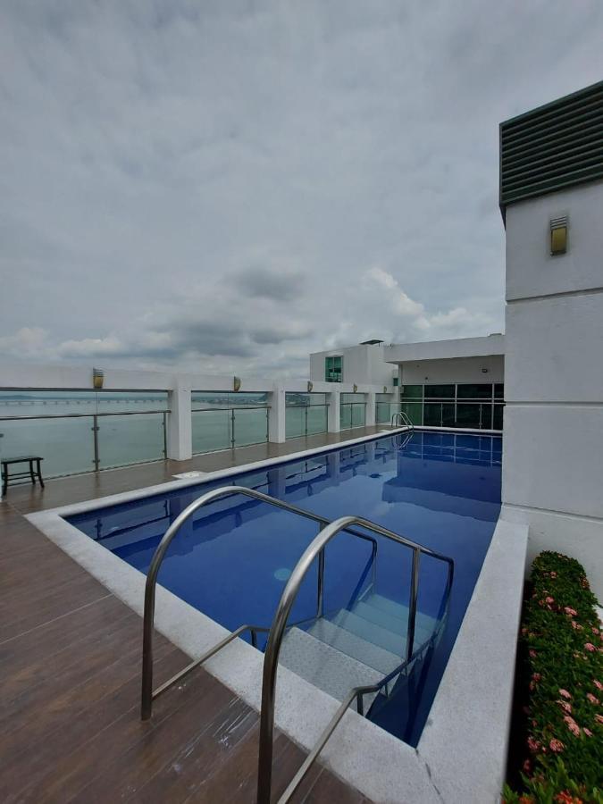 Apartamento Vista Al Rio Puerto Santana Riverfront 1 Guayaquil Exteriér fotografie